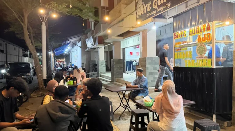 Sate Gurita Ajo, Kuliner Ikonik Sabang yang Melegenda sejak 1990
