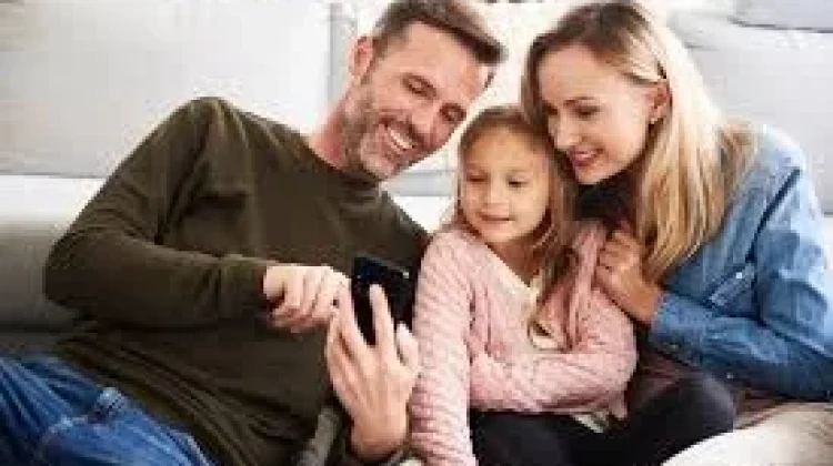 Orang Tua Diminta Melek Digital Parenting