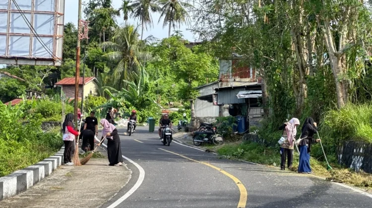 Aksi Sabang ASRI, Kuta Timu Bersihkan Turunan Tektok Rajawali