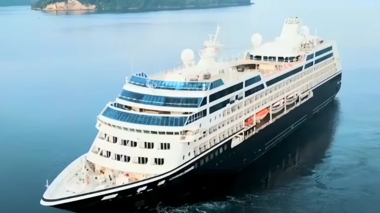 Kapal Pesiar Azamara Dijadwalkan Bersandar, Ratusan Turis Siap Jelajahi Sabang