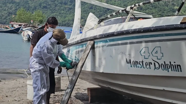 Bisnis Reparasi Boat Wisata di Sabang Raup Untung