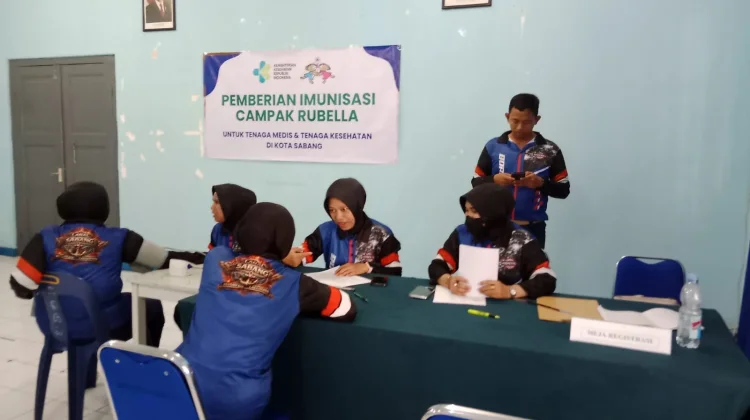 Nakes RSAL J. Lilipory Sabang Jalani Imunisasi Campak Rubella