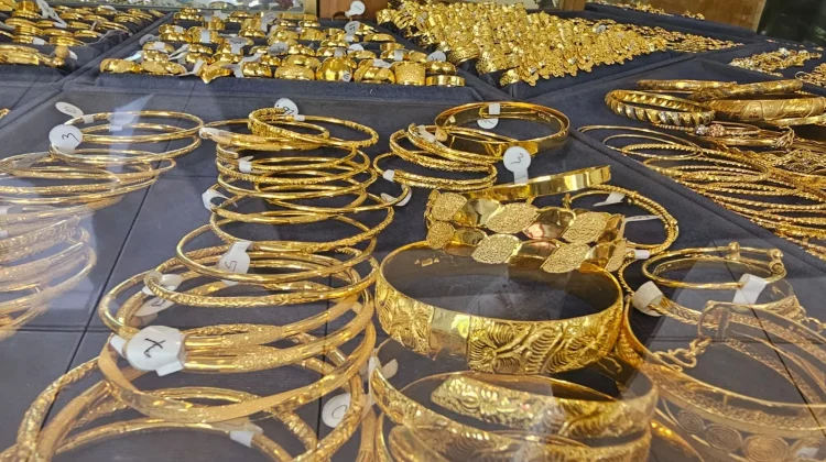 Harga Emas Sabang Turun Lagi, Rp8 juta Permayam