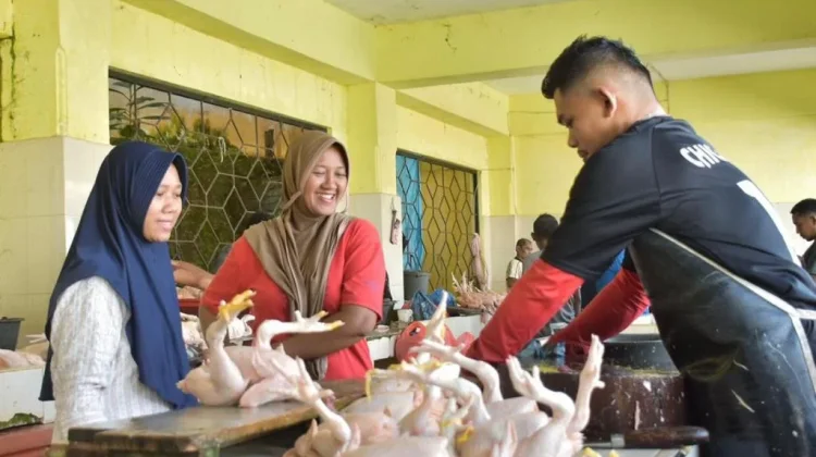 Harga Ayam dan Daging di Sabang Stabil