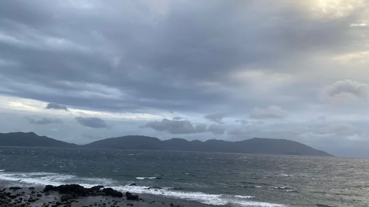 Cuaca Sabang Didominasi Berawan Tebal, Gelombang Laut Capai 2,5 Meter