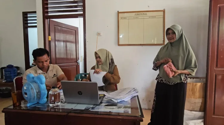 Subsidi Listrik Rp75 Juta Disalurkan untuk 831 Warga Balohan