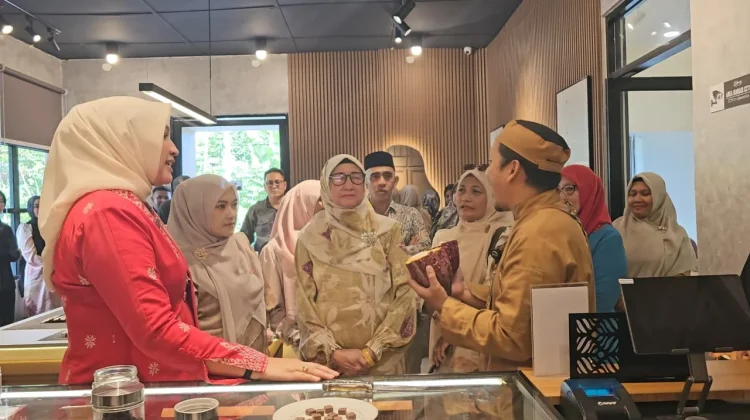 Produk Olahan Kakao Cokbang Jadi Favorit Pengunjung