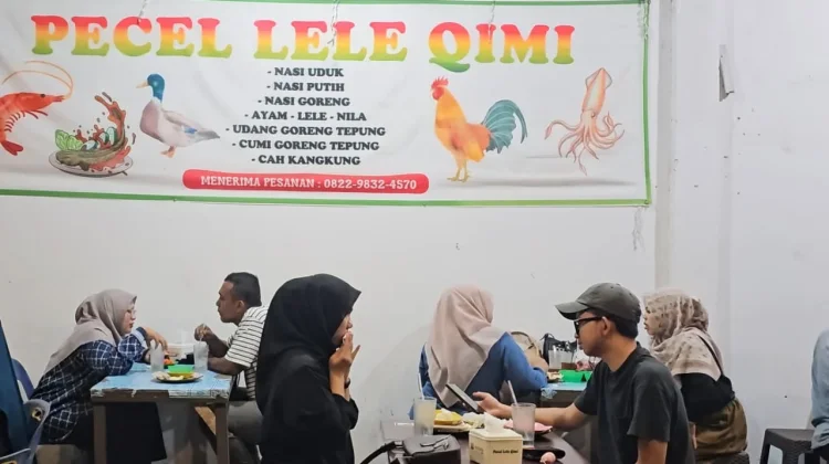 Omzet Pecel Lele di Sabang Tembus Rp3 Juta per Hari