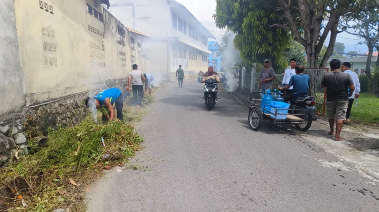 Sambut Idul Adha, Warga Gampong Kuta Ateuh Gelar Gotong Royong Massal