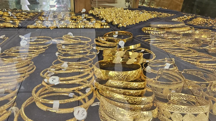 Harga Emas di Sabang Turun ke Rp8 Juta per Mayam