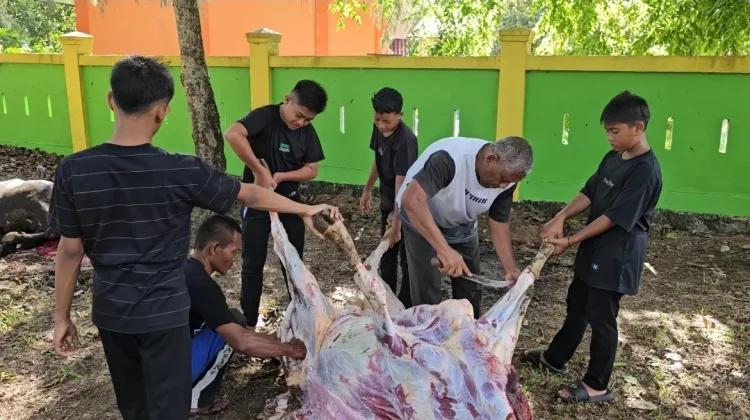 SMP Negeri 5 Sabang Libatkan Siswa dalam Program Kurban