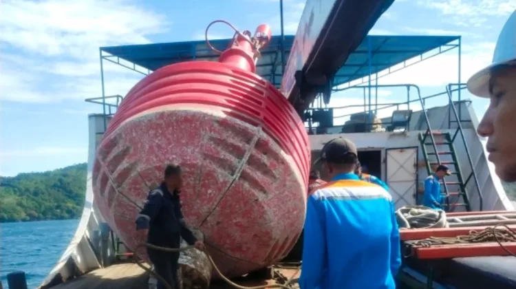 KN Antares Dikerahkan Pulihkan Pelampung Suar Merah di Lamteng