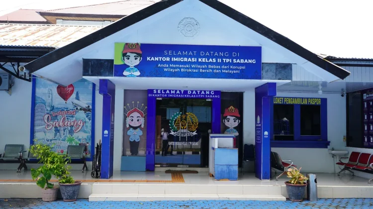 WNA Asal Tiongkok Diamankan Imigrasi Sabang di Perairan Aceh