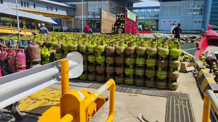 Pasokan LPG Kembali Bertambah, 1.680 Tabung 3 Kg Didistribusikan untuk Warga Sabang