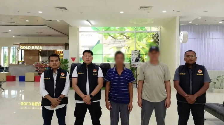 Imigrasi Sabang Deportasi Dua WNA Tiongkok