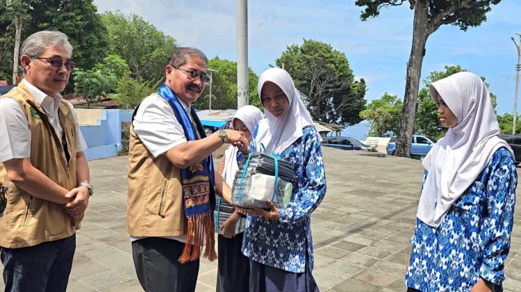 YSPN Salurkan Bantuan Benih dan Sarana Tanam untuk Sekolah di Sabang