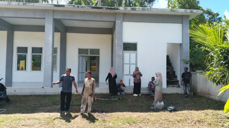 Meriahkan HUT Kota Sabang, Warga Batee Shok Gelar Gotong Royong