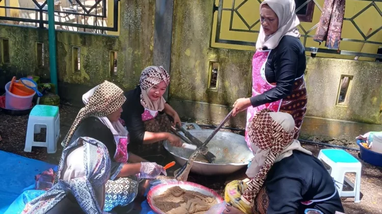 Ibu-ibu PKK Sabang Gelar Lomba Dodol Khas Aceh untuk Lestarikan Tradisi