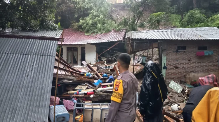 Banjir dan Longsor Terjang Rumah Warga di Sabang