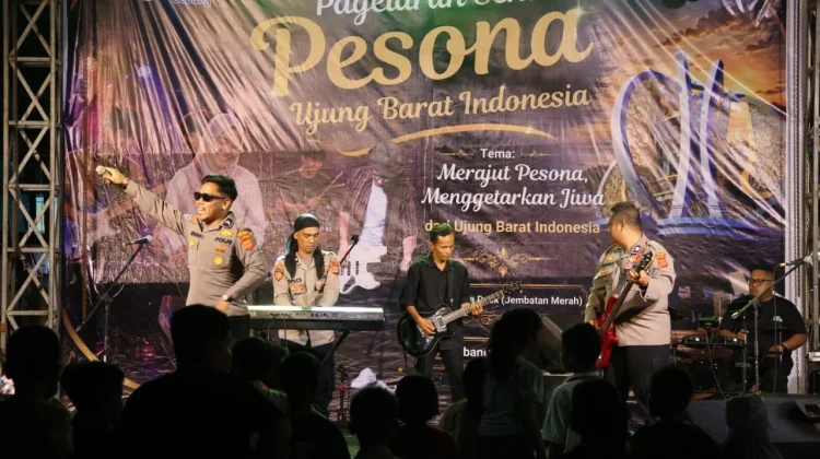 Group Band Polres Sabang Meriahkan Pagelaran Seni Pesona Ujung Barat