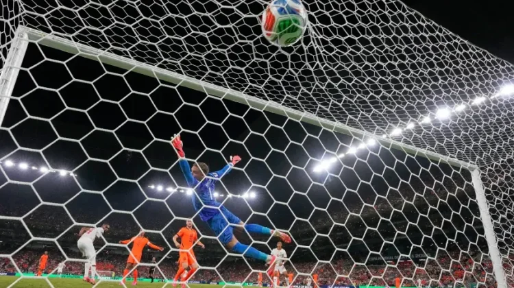 Maroko Paksa Belanda Angkat Koper lewat Adu Penalti