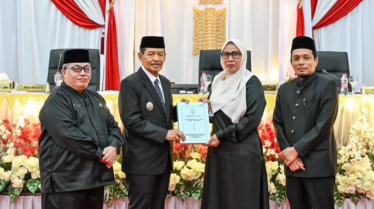 Pemko Sabang Ajukan Rancangan Qanun LPJ APBK 2025 ke DPRK