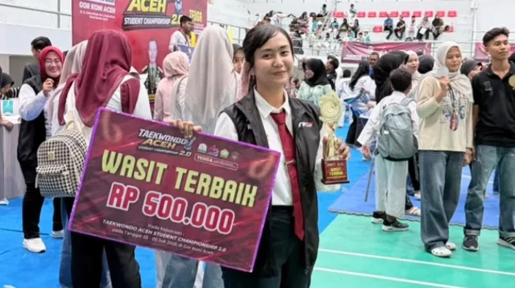Wasit Asal Sabang Vena Besta Dinobatkan sebagai Wasit Taekwondo Putri Terbaik
