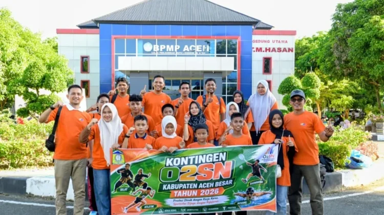Disdikbud Aceh Besar Lepas 20 Atlet Pelajar ke O2SN Provinsi Aceh 2026