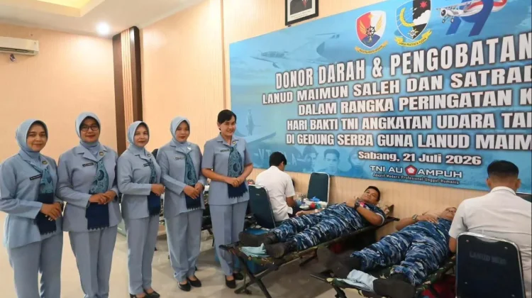 Lanud Maimun Saleh Gelar Donor Darah dan Pengobatan Massal