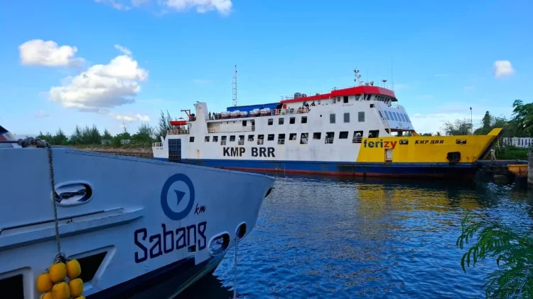 KMP BRR Jalani Docking, Jadwal Penyeberangan Sabang Disesuaikan