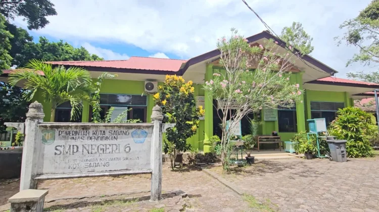 Seluruh Sekolah di Sukamakmue Belum Terima MBG
