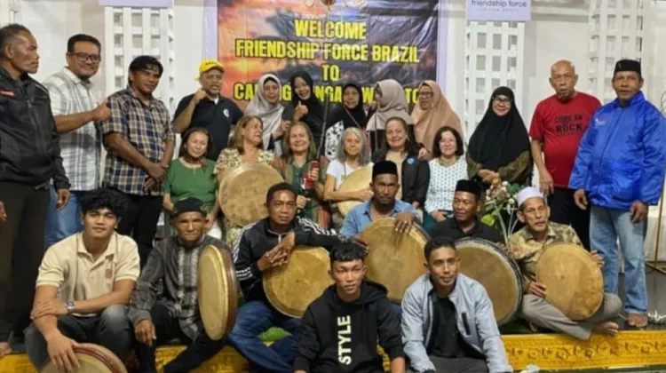 Dari Meja Makan hingga Tradisi, Persahabatan FFI Brasil-Aceh