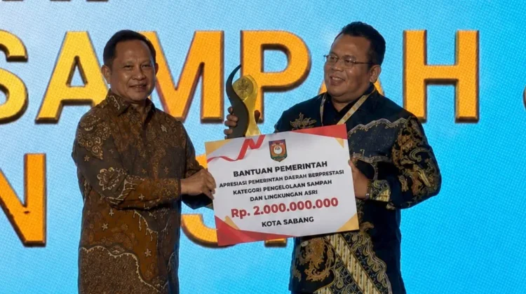 Wali Kota Sabang Raih Penghargaan Nasional Pengelolaan Sampah 2026