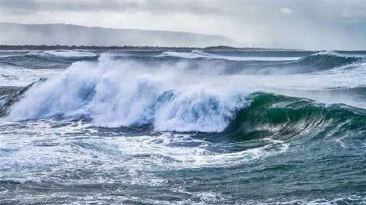 Gelombang Perairan Sabang Capai 2,5 Meter