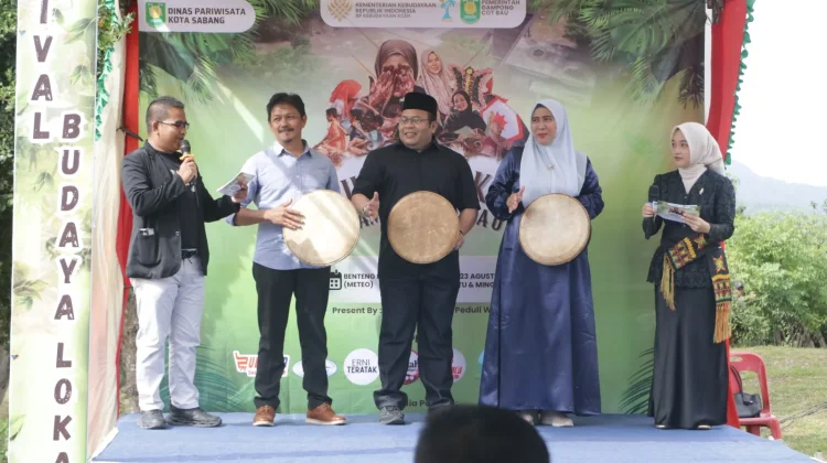 Walikota Buka Festival Budaya Lokal Cot Ba'u 2026
