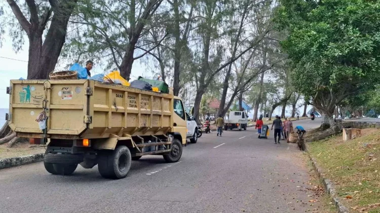 DLHK Sabang Usulkan Perbaikan Lima Kontainer Sampah