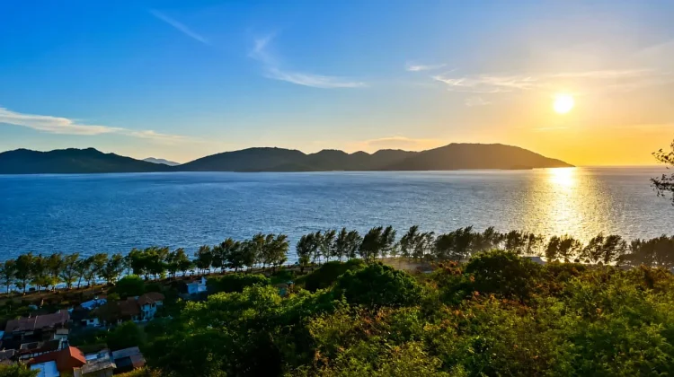 Menikmati Senja dari Sabang Hill, Panorama Laut Pulau Weh dari Ketinggian