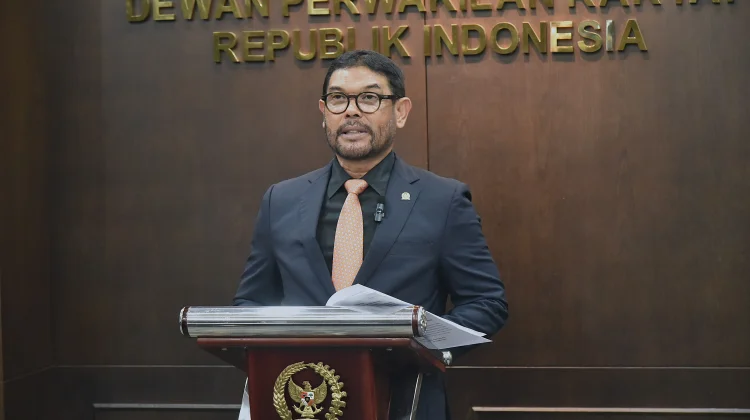 Nasir Djamil Sampaikan Pandangan DPR di Sidang MK Terkait UU PTUN