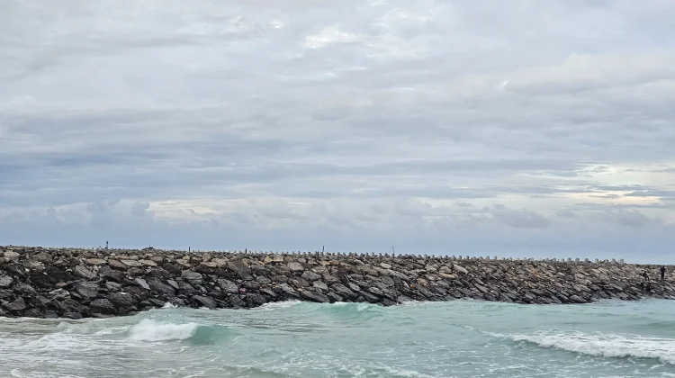 BMKG: Cuaca Sabang Cerah Berawan, Gelombang Laut Capai 2,5 Meter