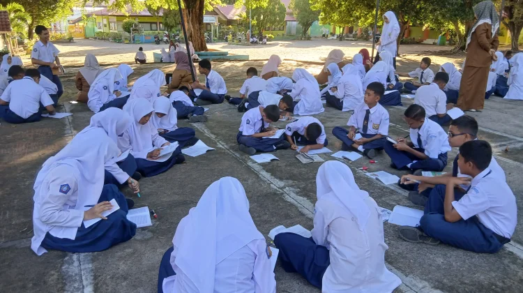 SMPN 2 Sabang Dorong Siswa Gemar Membaca lewat Gerakan Literasi