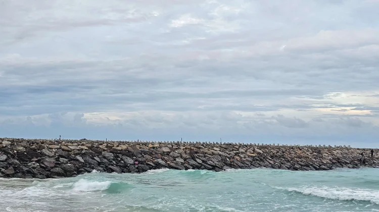 Cuaca Sabang Berawan, Gelombang Laut Capai 2,5 Meter