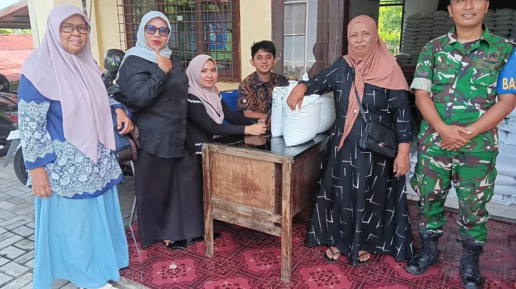 Bulog Salurkan 142 Ton Beras Bantuan Pangan untuk 19 Gampong di Sabang