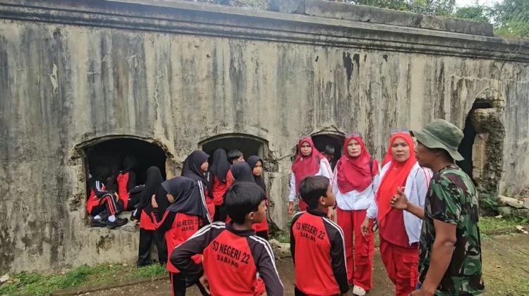 Benteng Meteo Gampong Cot Ba'u Jadi Ruang Belajar Sejarah Siswa Sekolah Dasar