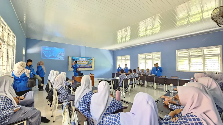 PPG UBBG Ajak Siswa SMA 2 Sabang Ikut Transplantasi Terumbu Karang