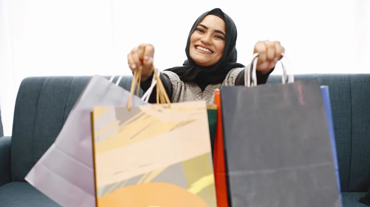 Mengendalikan Diri dari Godaan Diskon dan Fenomena FOMO