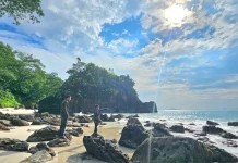 Batu Kapal Iboih, Surga Tersembunyi Penikmat Sunset Sabang