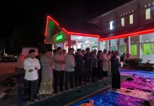 ASN Kemenag Sabang Gelar Shalat Khusuf saat Gerhana Bulan
