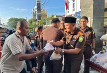 Kejari Sabang Berbagi, Perkuat Kebersamaan Ramadan