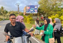 Mahasiswa STIS Al-Aziziyah Sabang Berbagi Takjil Ramadan