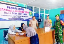 Puluhan Warga Kuta Ateuh Terima BLT Januari–Maret